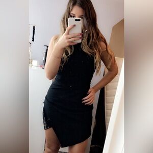 Elegant Black Sleeveless Dress